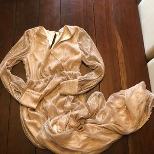 Baltic born Abigail champagne sparkle